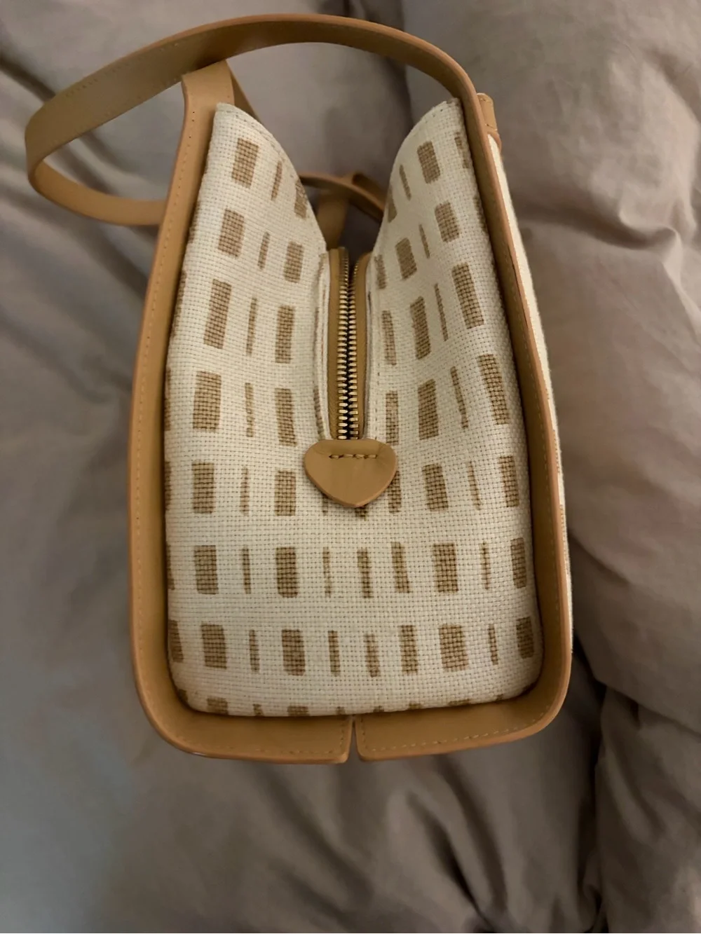 Spartina 449 Cream & Tan Patterned Woven Tote with Tassel
